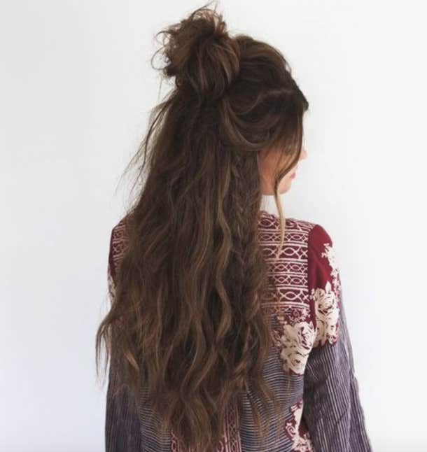 35 Best Half Up Half Down Bun Hairstyles That Dont Look Messy Yourtango 5090